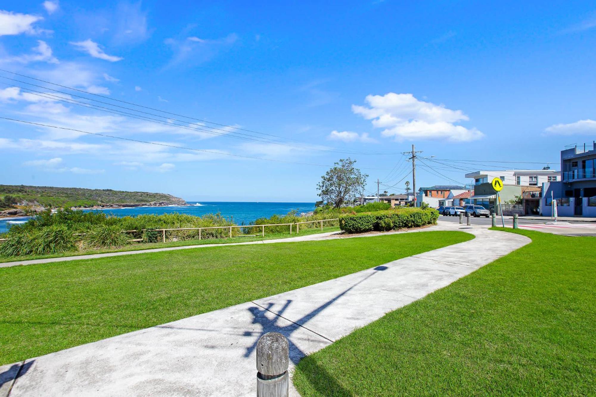 Malabar Beachfront 3 Bed - New Listing Holiday home